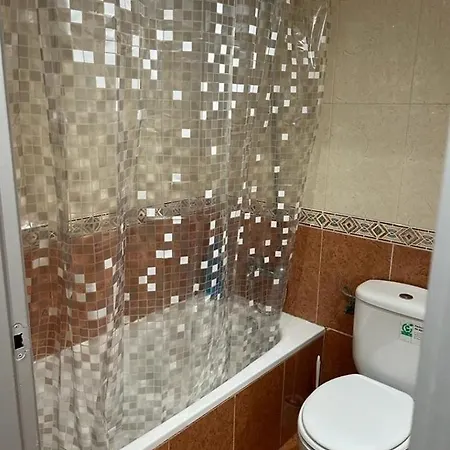 Precioso Soleado, Recien Amueblado En خيخون